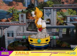 Tails 14" Statue