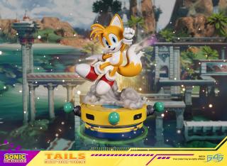 Tails 14" Statue