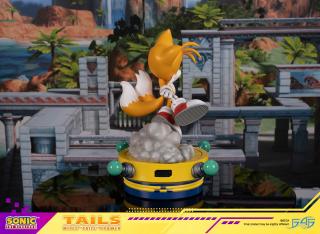 Tails 14" Statue