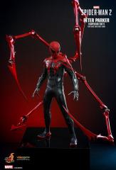 Peter Parker 1/6 Scale Figure (Superior Suit)