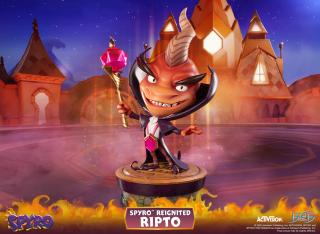 Ripto 18.3" Statue
