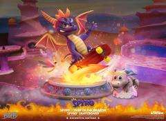 Spyro Skateboard 13.7" Statue (definitive)