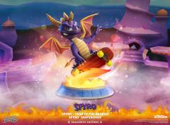 Spyro Skateboard 13.7" Statue (exclusive)