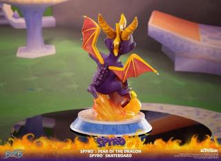 Spyro Skateboard 13.7" Statue