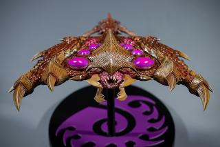 Zerg Brood Lord 6" Mini Replica