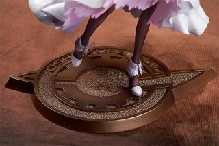 Kurisu Makise 1/7 Scale Statue (Wedding Dress Ver.)