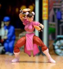 Chun-Li 6" Figure (player 2 / exclusive)