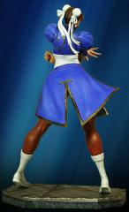 Chun-Li 19" Statue