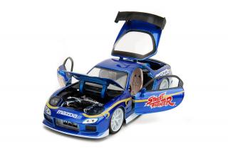 Chun-Li & 1993 Mazda RX-7 1:24 Scale Set