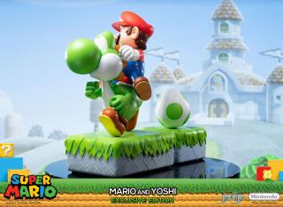 Mario & Yoshi Statue (exclusive)