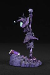 Tina the Maker 8.35" Statue