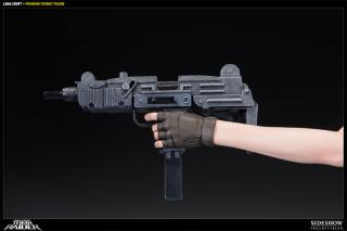 Lara Croft Premium Format Statue (Guardian)
