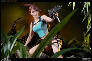 Lara Croft Premium Format Statue (Guardian)