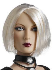 Amanda Evert 17" Figure