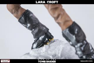 Lara Croft 1:6 Scale Statue