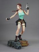 Lara Croft 12" Statue