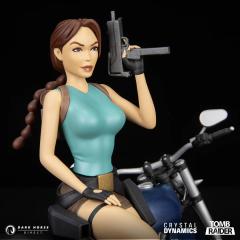 Lara Croft w/ Classic Motorbike 9" Statue