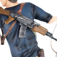 Nathan Drake PVC Statue