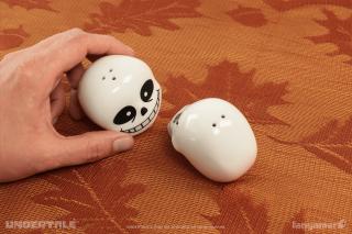 Sans & Papyrus Salt & Pepper Shaker Set