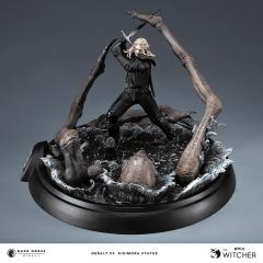 Geralt vs. Kikimora 8.5" Diorama