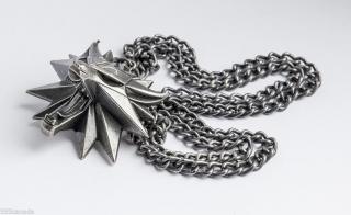 Geralt Battling Griffin Statue & Wolf Medallion