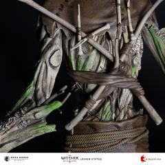 Leshen 15" Statue