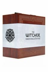 Yennefer Medallion w/ Box